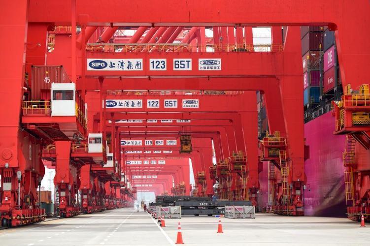 Guangzhou port
