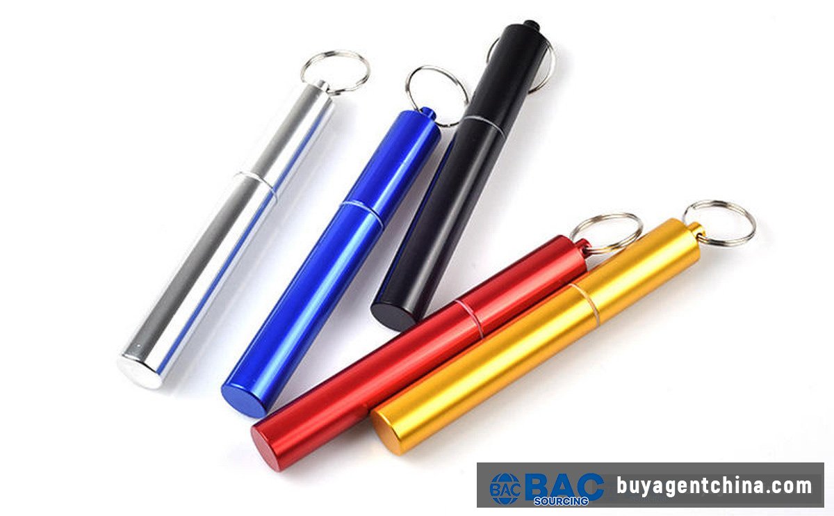 03 An aluminum-alloy pill holder — the premium custom tier that starts around ¥300 ex-works